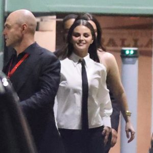 14 October: Selena spotted leaving ‘Hollywood Palladium’ in Los Angeles