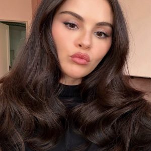 13 October: new breathtaking selfies of Selena